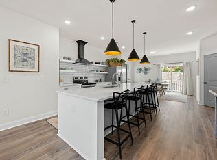 Blu South, Pineville, NC 28134