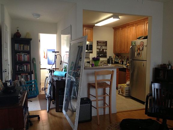 4th image of 845 1/2 Waterloo St