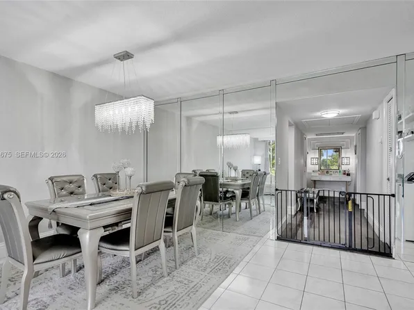 2651 S Course Dr APT 410, Pompano Beach, FL 33069