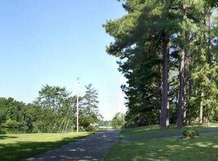 402 Lakeshore Dr, Elizabethtown, KY 42701