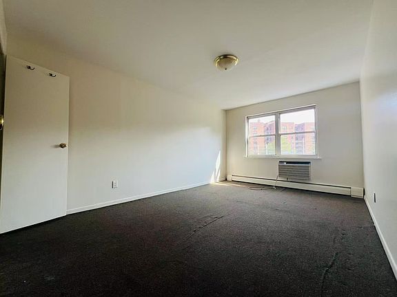 4th image of 5746 Xenia St #2
