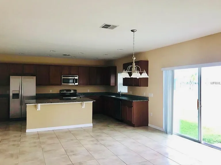 2266 Sheboygan Pl — Photo 2