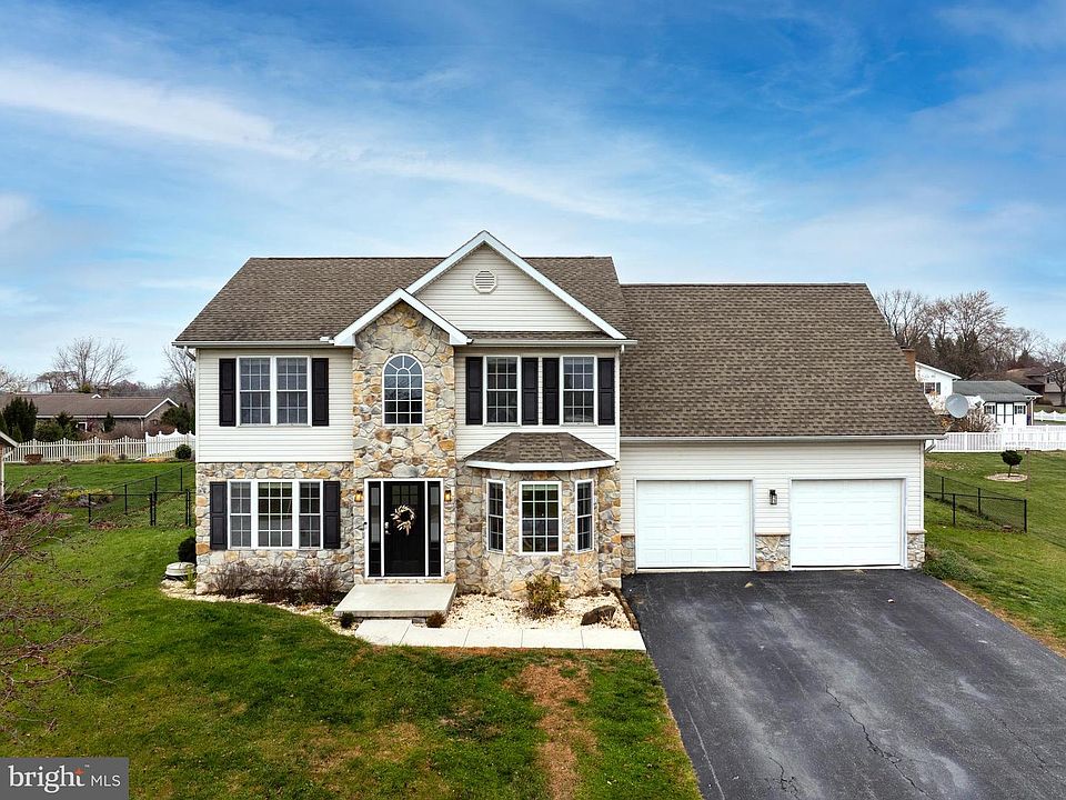 1st image of 51 Diopside Dr