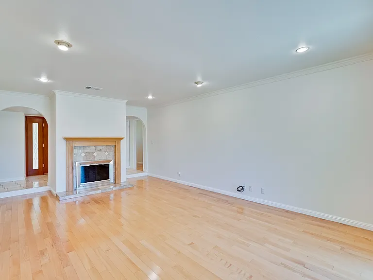 1289 Glen Haven Dr — Photo 5
