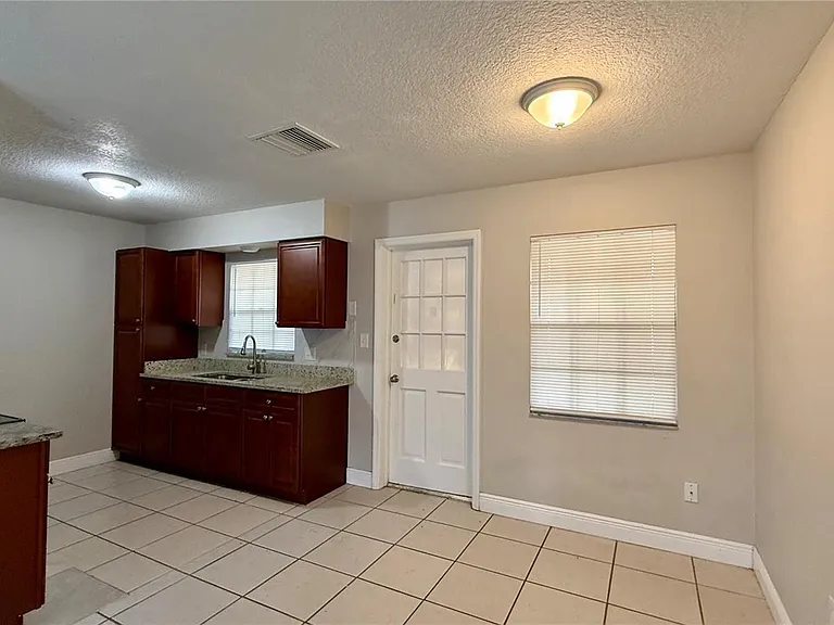 210 N Lone Oak Dr #1 — Photo 6