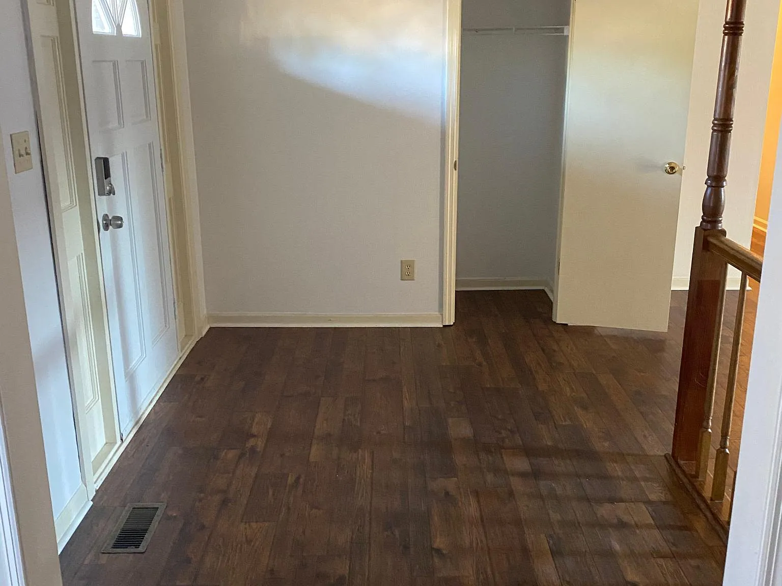 7909 Sumter Pl — Photo 4