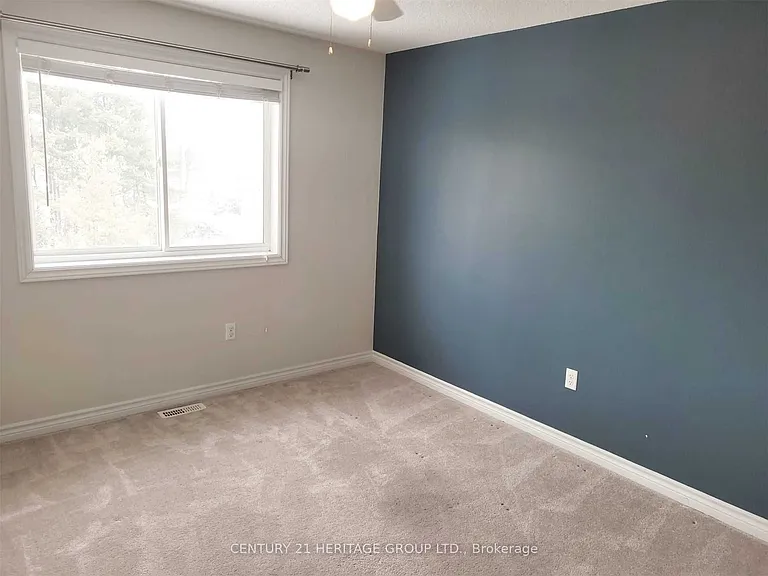53 Ferndale Dr S #4 — Photo 23