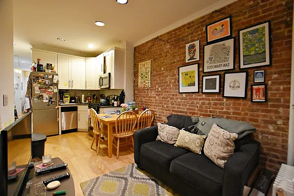 Rented by Bold New York | media 20