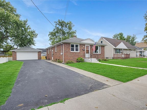 2nd image of 27 Newell Ave