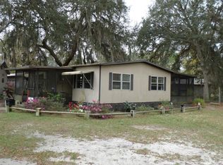 557 Cordell Ave, Interlachen, FL 32148