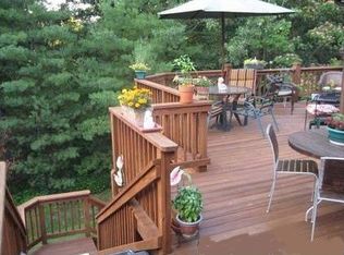 538 Black Canyon Ct, Ballwin, MO 63011