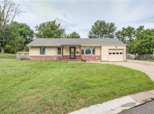 3908 N Denver Ct, Kansas City, MO 64117