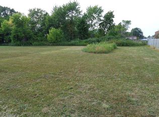 G St, Lorain, OH 44052