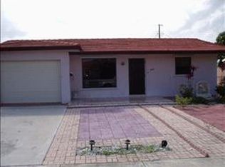 5325 NE 1st Ter, Oakland Park, FL 33334