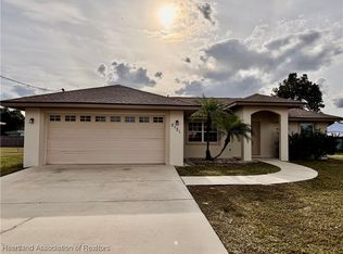 3121 Dolphin Dr, Sebring, FL 33870