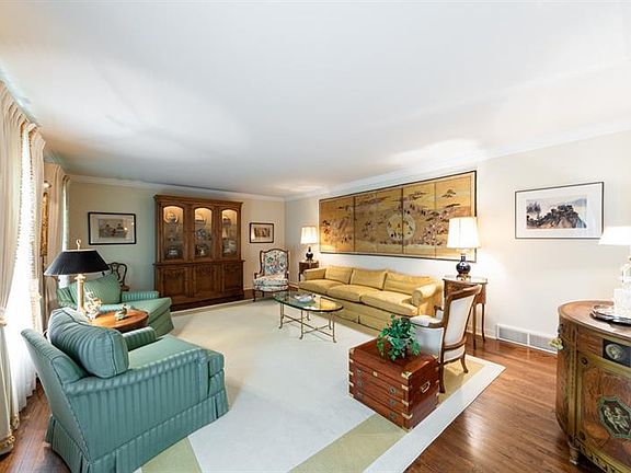 4th image of 409 Wickford Dr