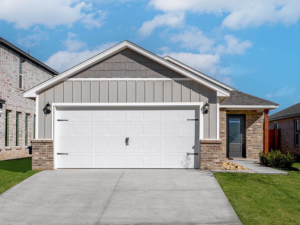 The Alfalfa is a beautiful one-story home.