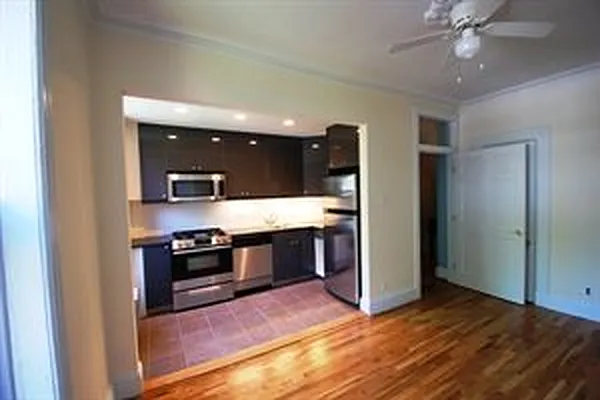 Rented by Douglas Elliman | media 24