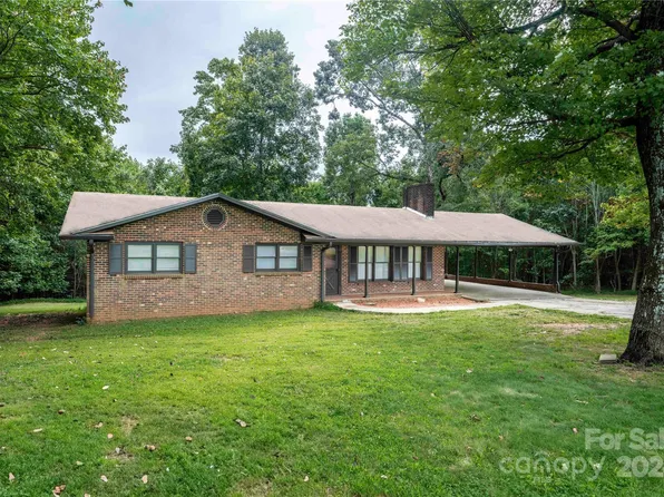 512 Reavis Rd, Harmony, NC 28634