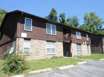 805 N Morrison Ave photo 1