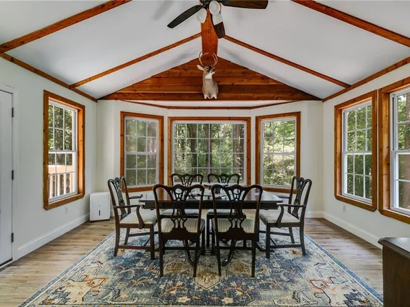 359 Johnstons Dr, Dallas, GA 30157