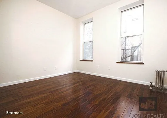 Rented by Jonis Realty | media 10