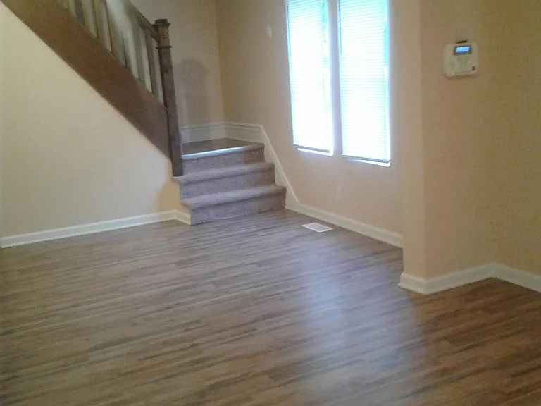 1726 Cottage Ave — Photo 5