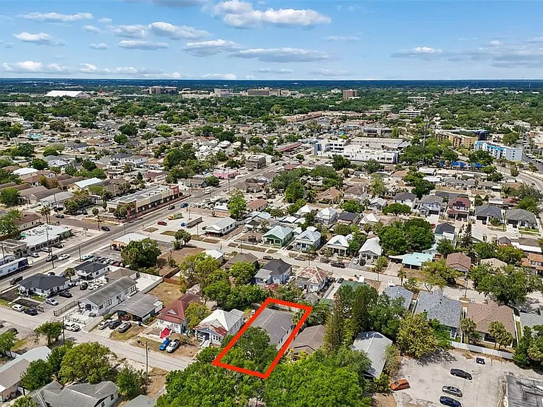 2311 W Aileen St — Photo 36