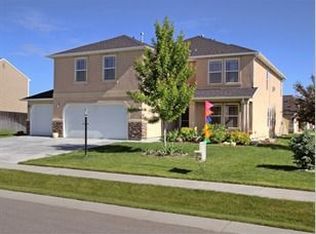 8040 E Caspian Dr, Nampa, ID 83687