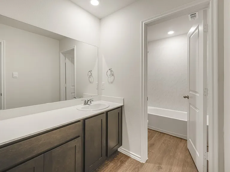 7019 Moonflower Ln — Photo 8