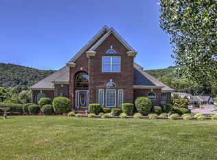 3904 Laurel Glen Ln, Vinton, VA 24179