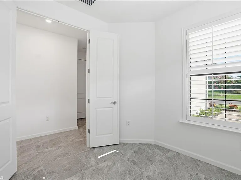 1645 Serena Ave — Photo 14