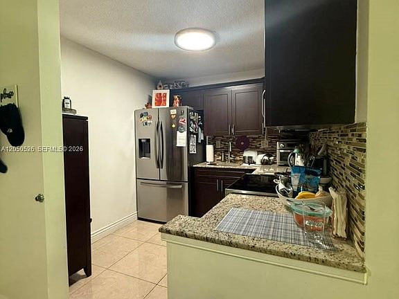 3rd image of 9405 W Flagler St APT 212-D