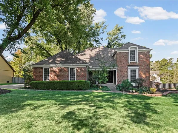 11278 Hemlock St, Overland Park, KS 66210