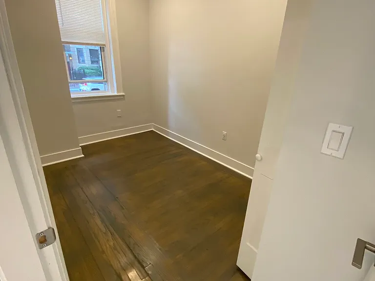 51 Queensberry St #4 — Photo 2