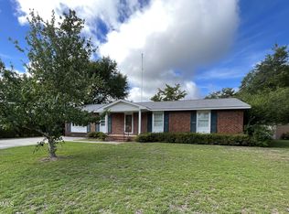 13080 Montclair Dr, Laurinburg, NC 28352