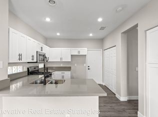 686 Turtlewood Pl, Henderson, NV 89052