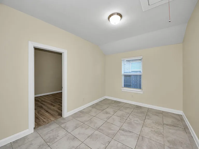 24654 Greenwood Bay Dr — Photo 31