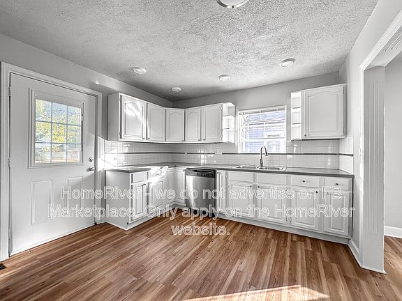 5th image of 4127 Hillview Ave