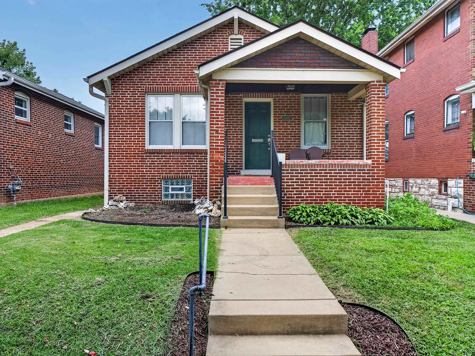 1 bed, 825 sqft, $1,700 — Photo 4