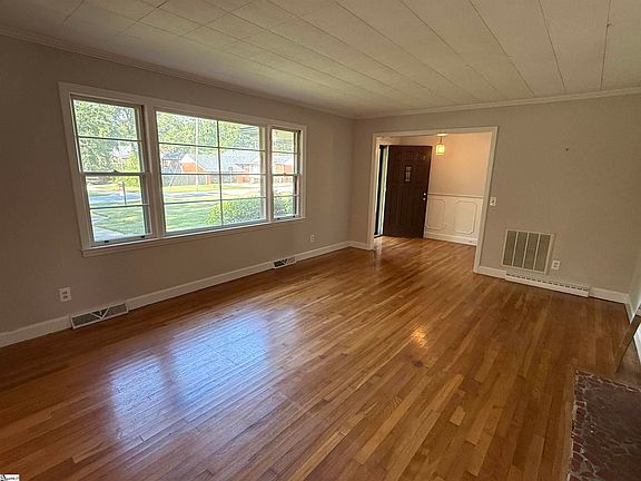 4th image of 307 Spruce St