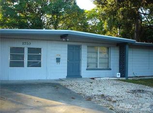 1710 26th St W, Bradenton, FL 34205