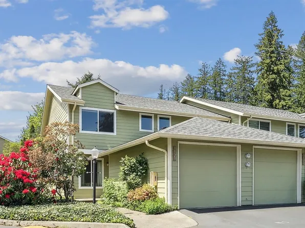 3929 NW Fairway Lane, Bremerton, WA 98312