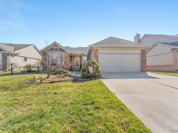 23103 Brentwood Dr, Trenton, MI 48183