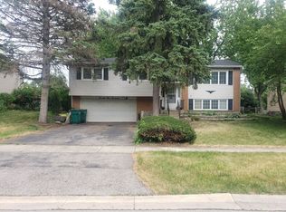 7317 Catalpa Ave, Woodridge, IL