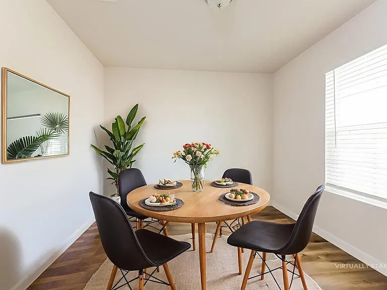 2104 Cedar Bend Dr — Photo 6