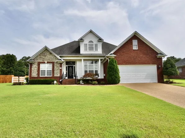 74 Saddle Tree Dr, Humboldt, TN 38343