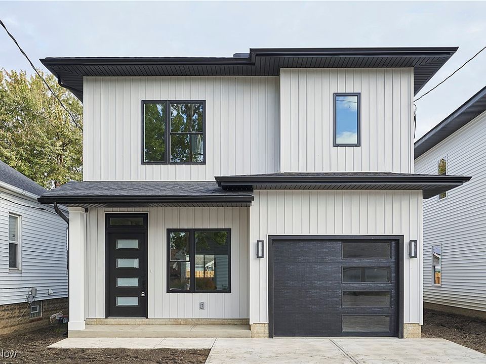 1st image of 35940 Portage Dr