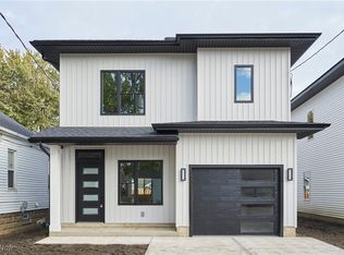 35940 Portage Dr, Eastlake, OH 44095