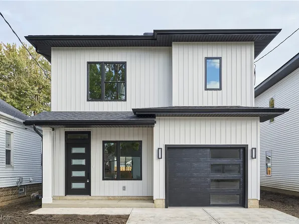 35940 Portage Dr, Eastlake, OH 44095